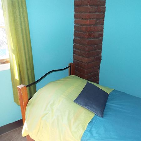 Hostal Casa Verde Limon 발파라이소 객실 사진