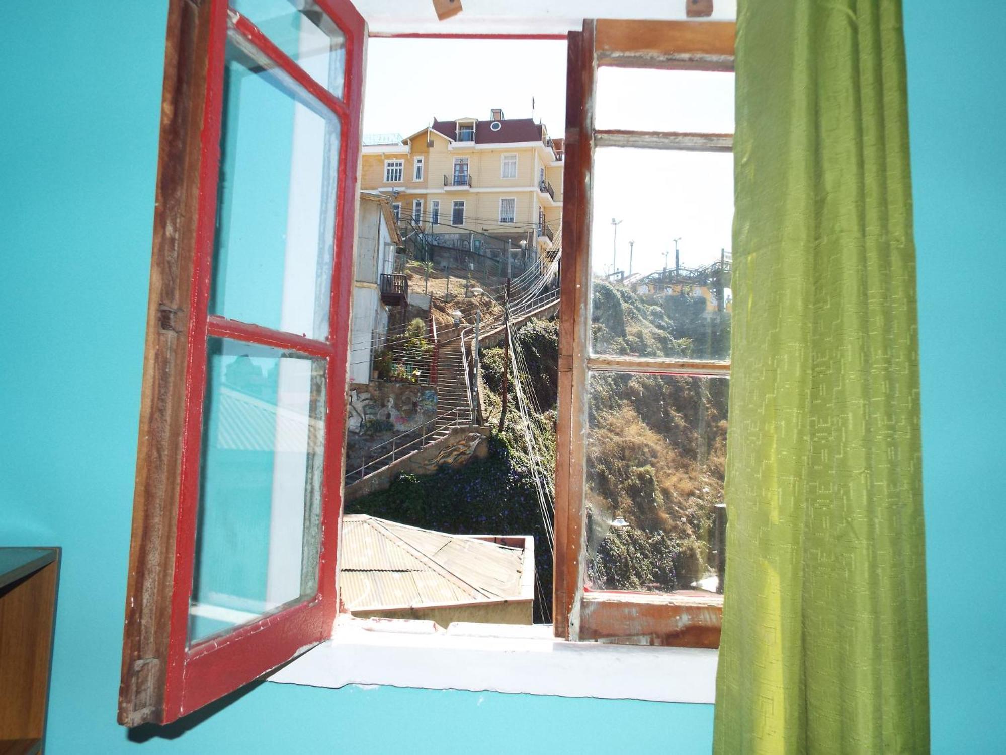 Hostal Casa Verde Limon 발파라이소 객실 사진