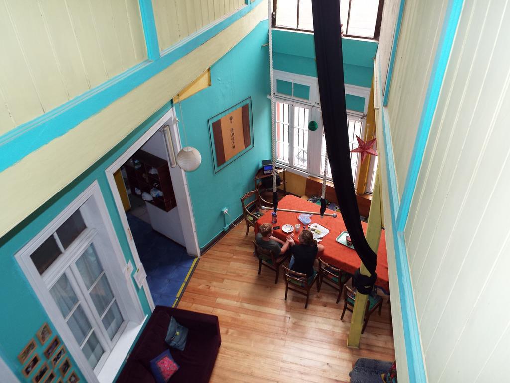 Hostal Casa Verde Limon 발파라이소 외부 사진