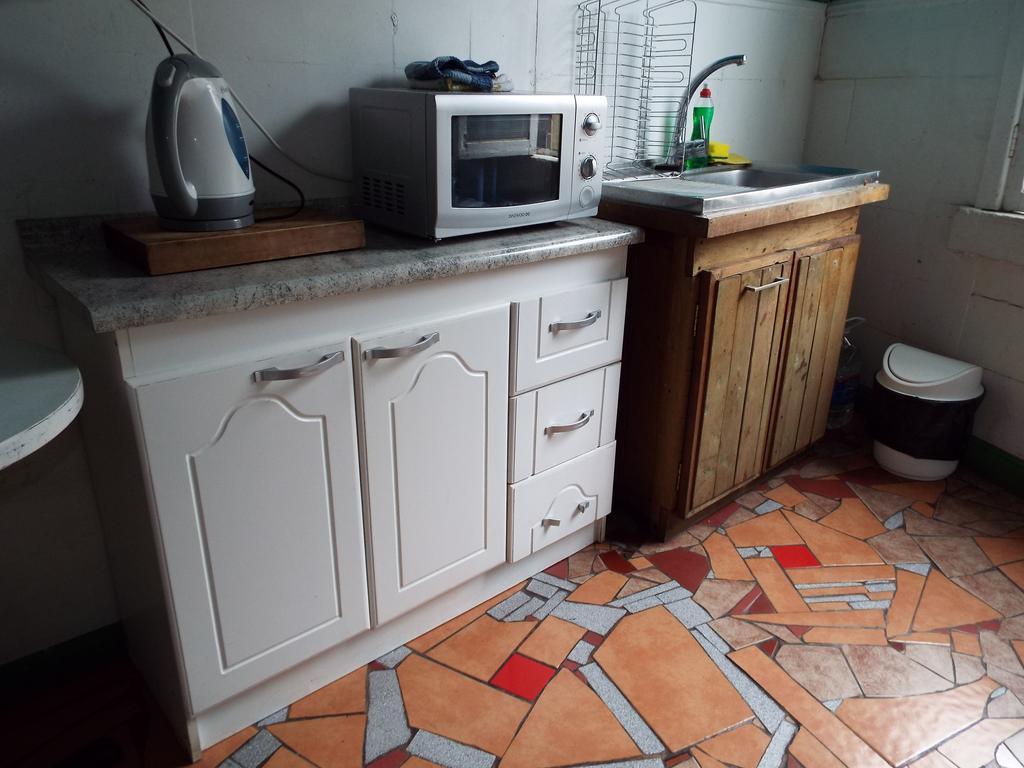 Hostal Casa Verde Limon 발파라이소 객실 사진