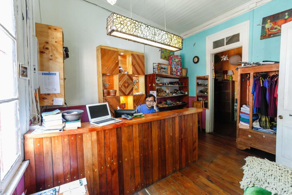 Hostal Casa Verde Limon 발파라이소 외부 사진