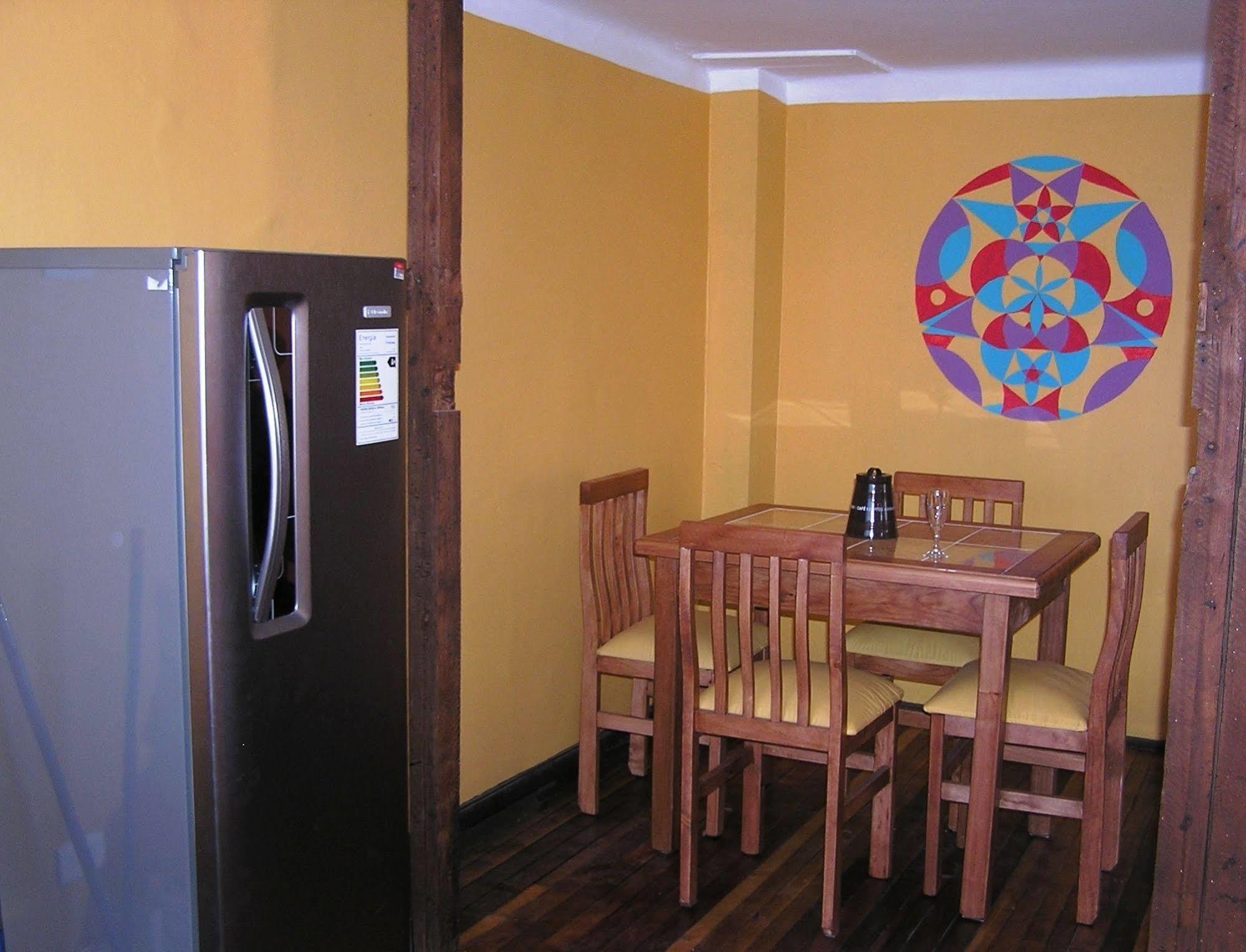 Hostal Casa Verde Limon 발파라이소 외부 사진