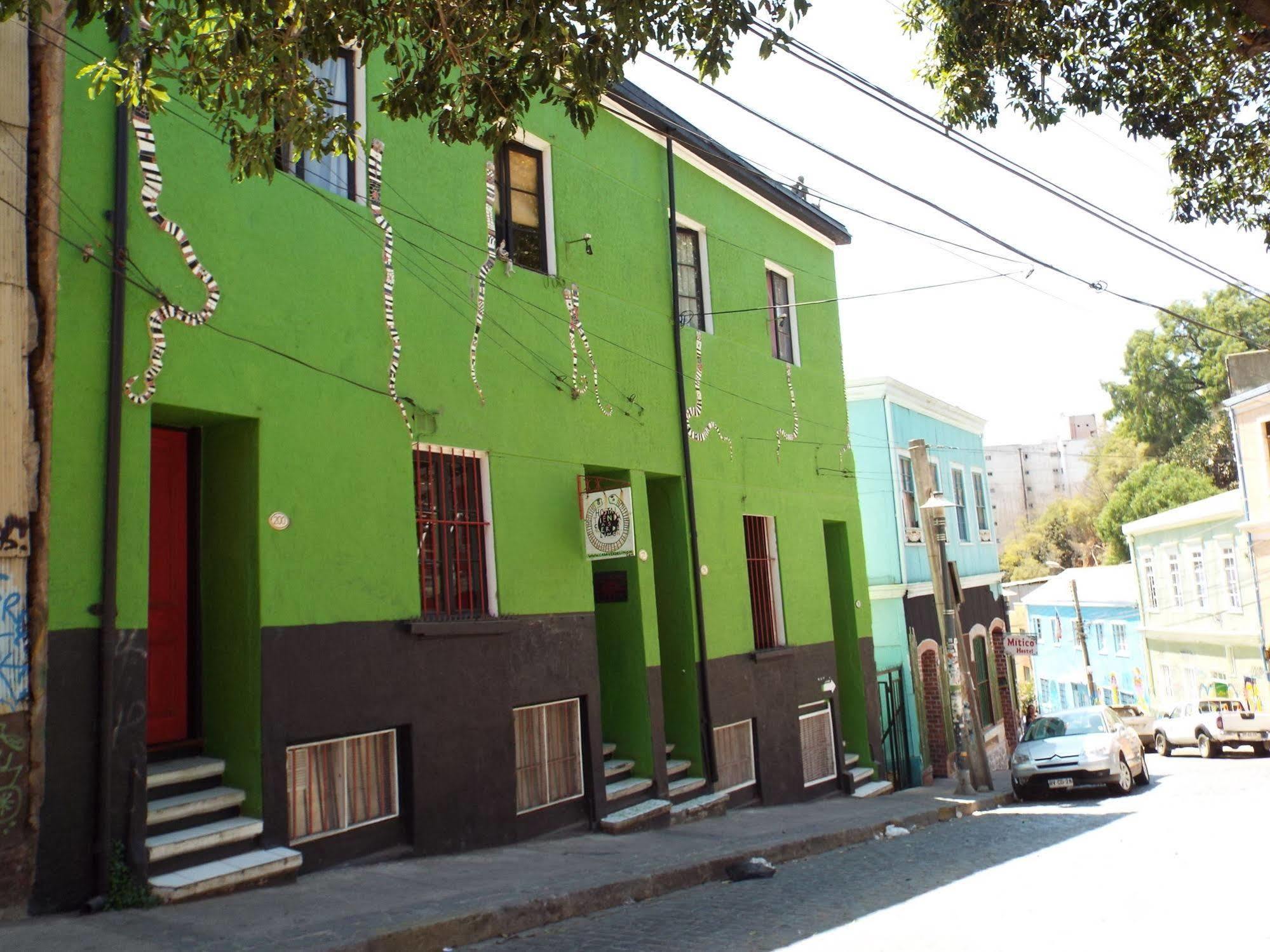 Hostal Casa Verde Limon 발파라이소 외부 사진