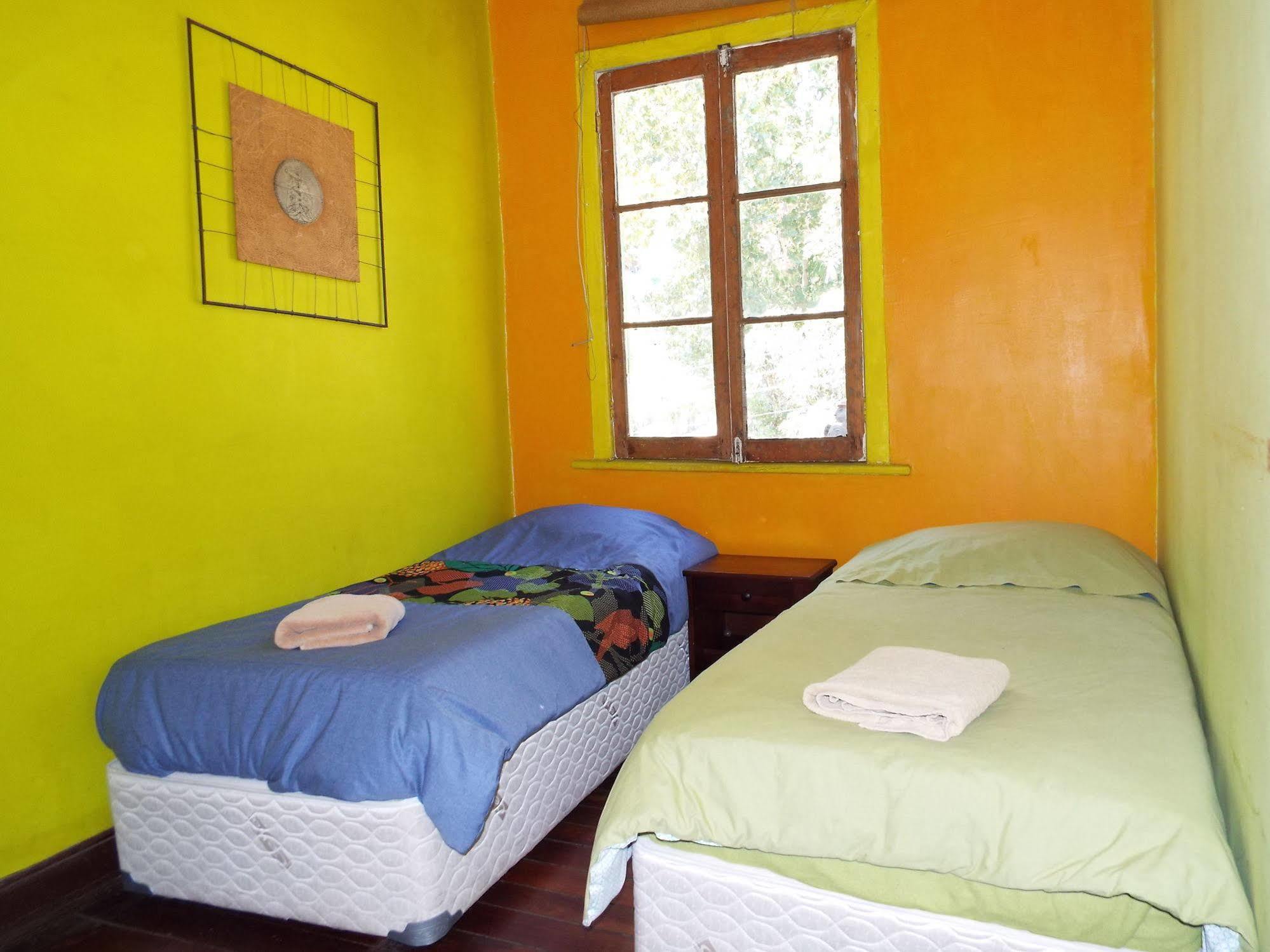 Hostal Casa Verde Limon 발파라이소 외부 사진